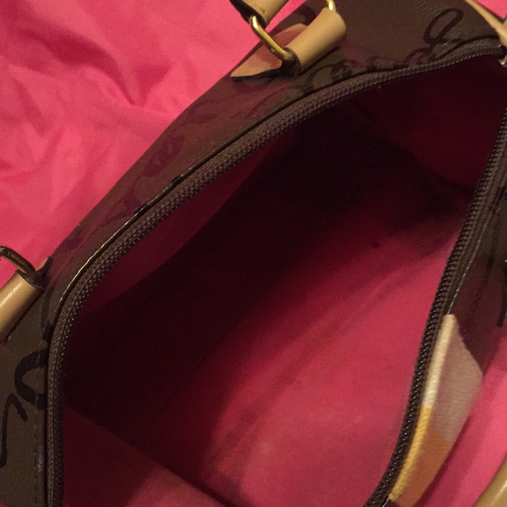 Victoria Secret Purse - Picture 5 of 6